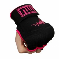 Бинт-перчатки TITLE Boxing Attack Nitro Speed Wraps Черные с розовым (S)